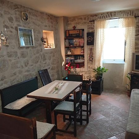 Apartment Radovic Kotor Buitenkant foto